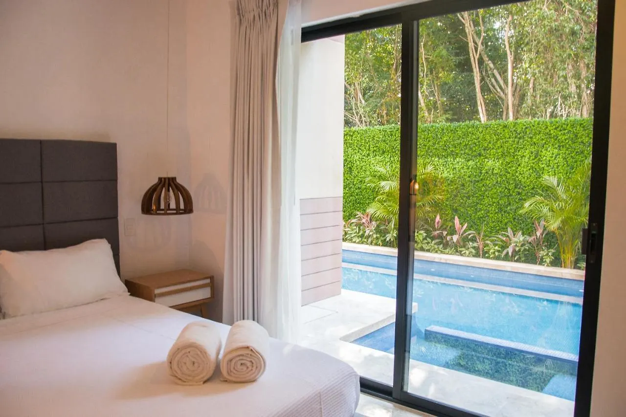 Brava Residence Tulum 3*,
